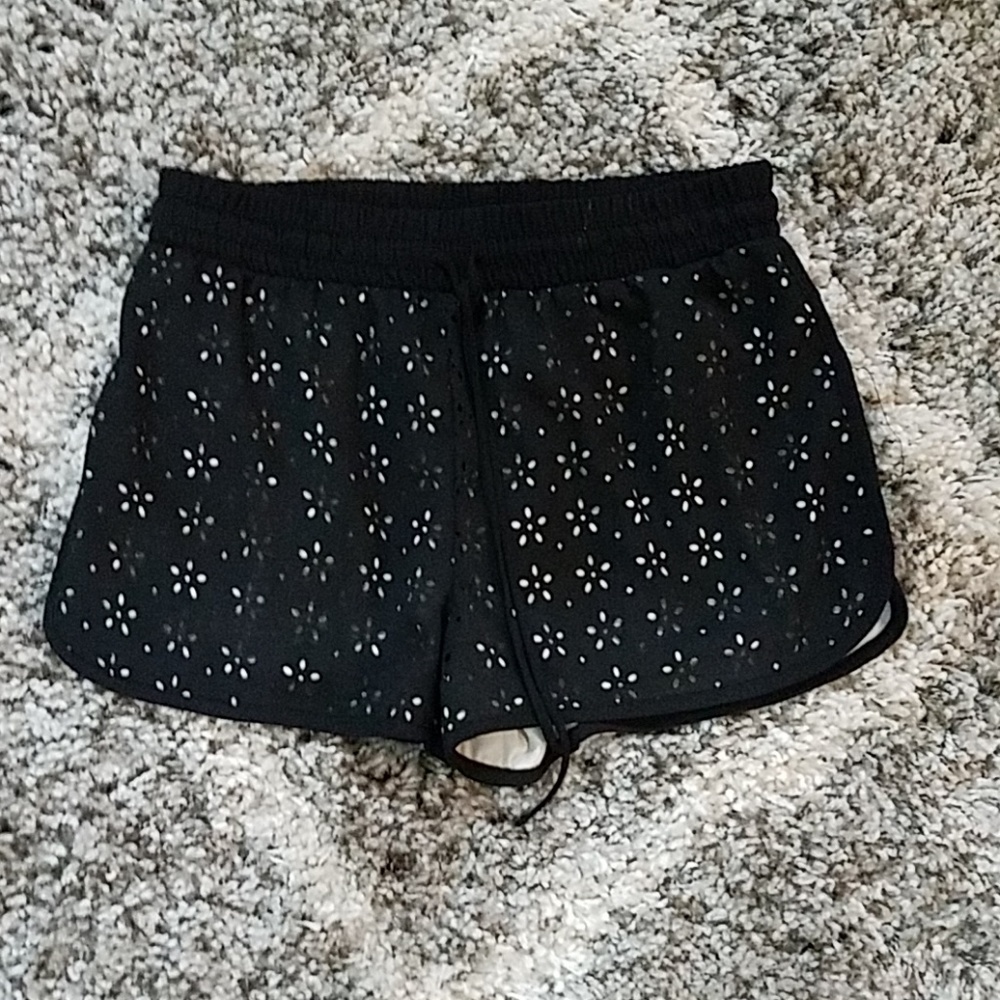 Forever 21 small dolphin hem shorts